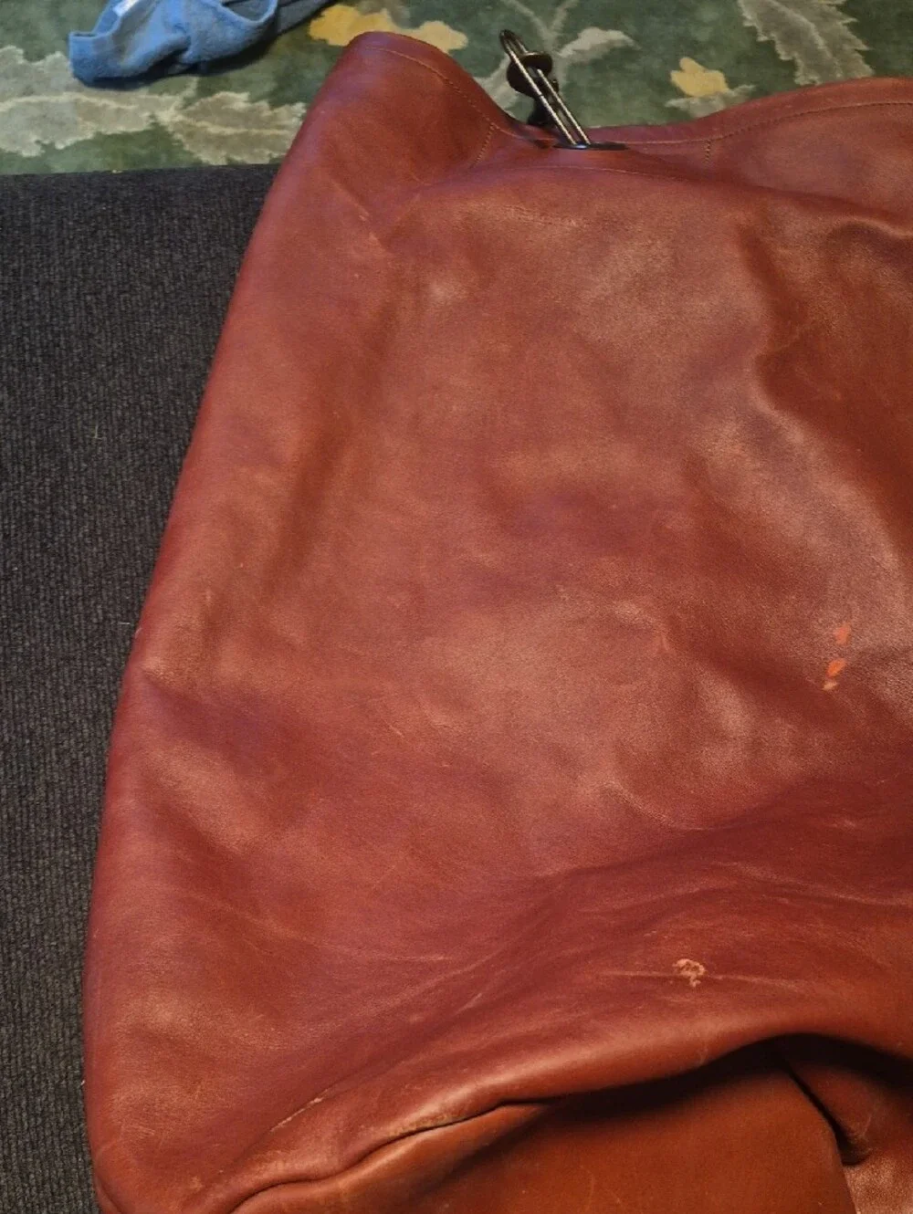 Men's Leather Duffel Bag - Brown